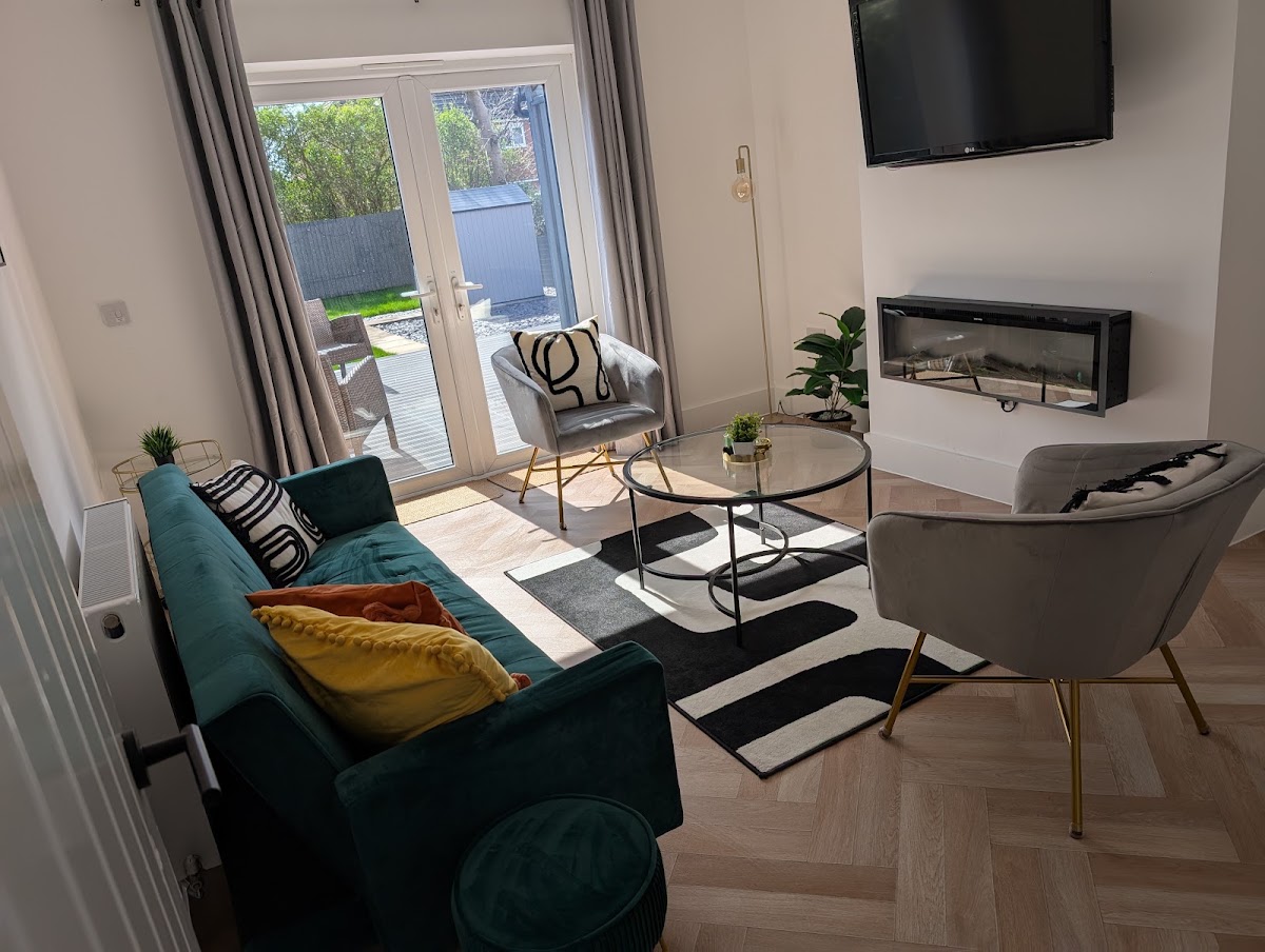 A bright, spotless living room after an i-Sparkle clean
